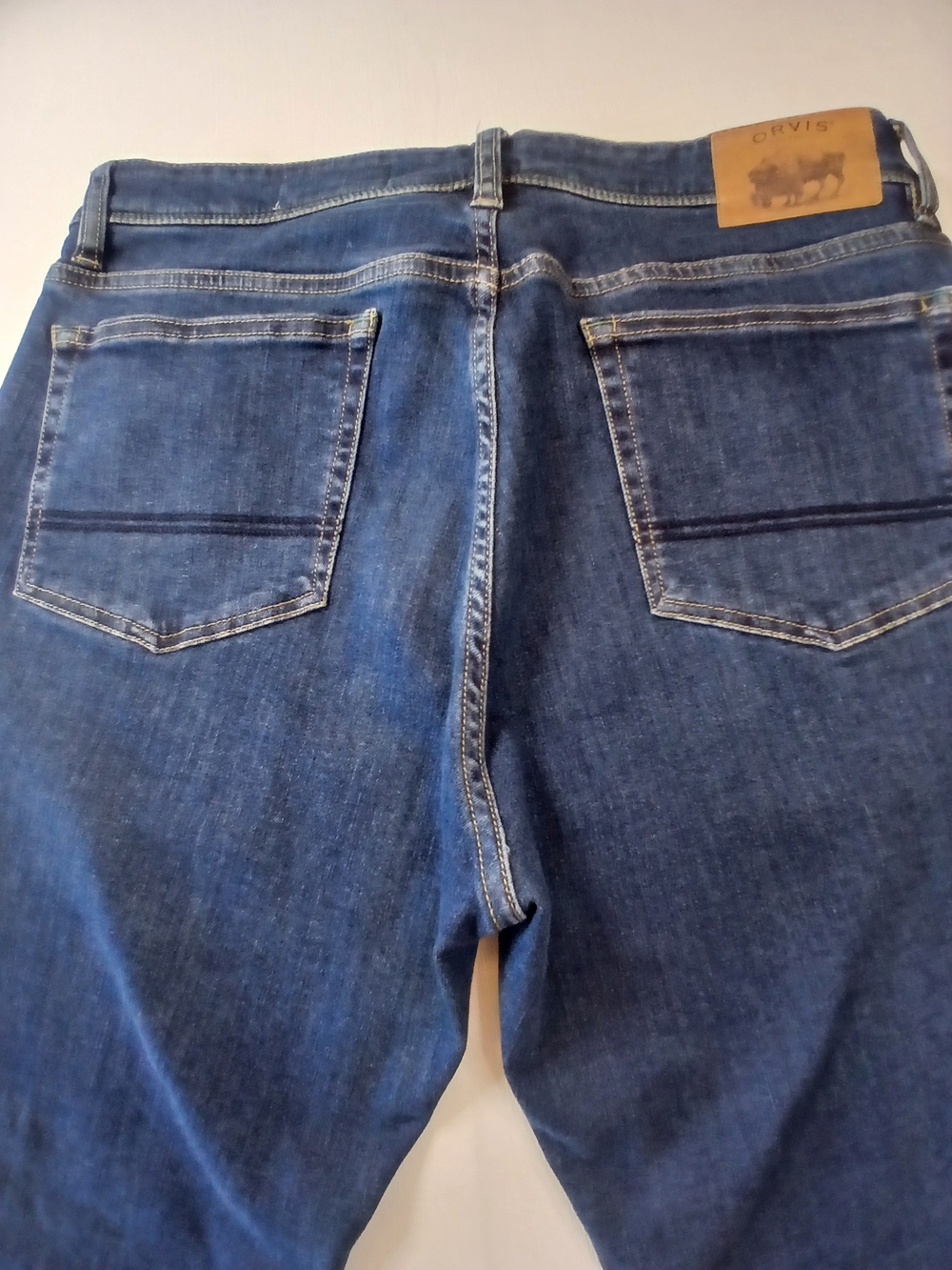 Orvis Men's Straight-Leg Jeans in Dark Blue Denim - Picture 8 of 8